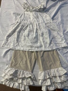 Girls White Ruffle Tunic & Tan Ruffle Capri Legging Set